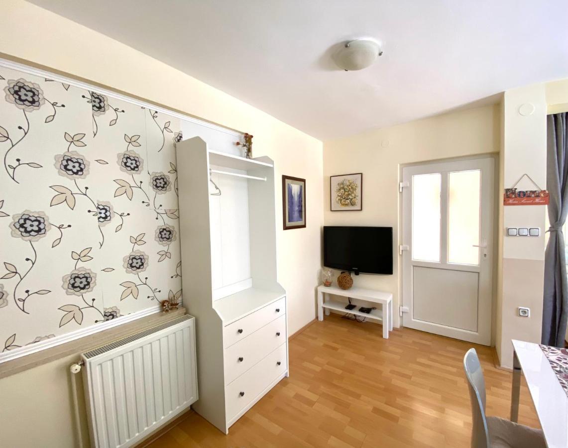 Apartman Lucija Gradici Exteriér fotografie