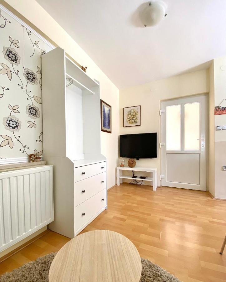 Apartman Lucija Gradici Exteriér fotografie