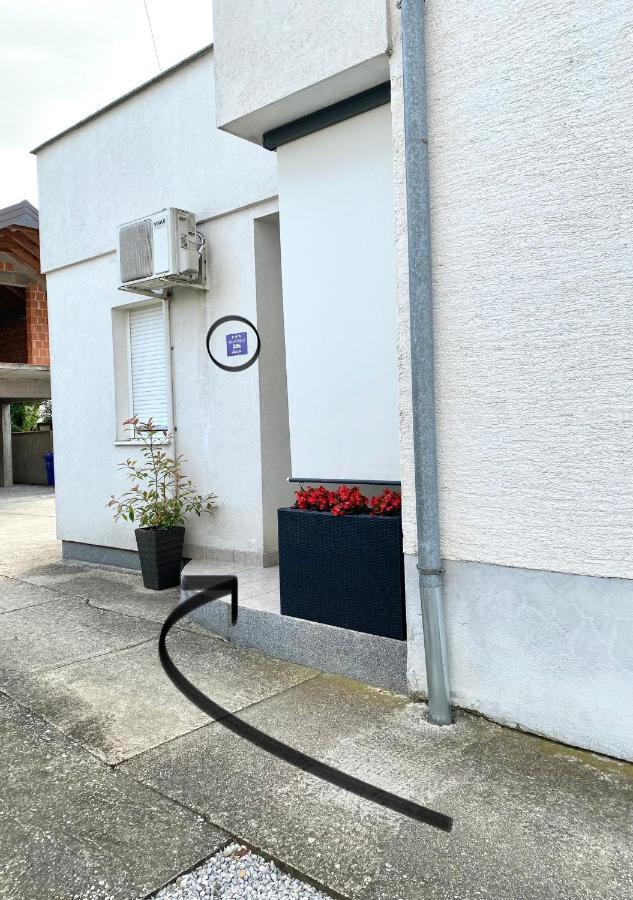 Apartman Lucija Gradici Exteriér fotografie