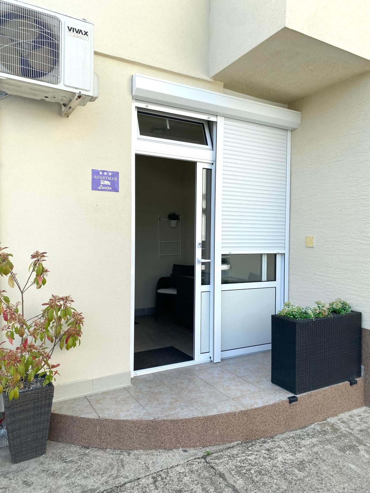 Apartman Lucija Gradici Exteriér fotografie